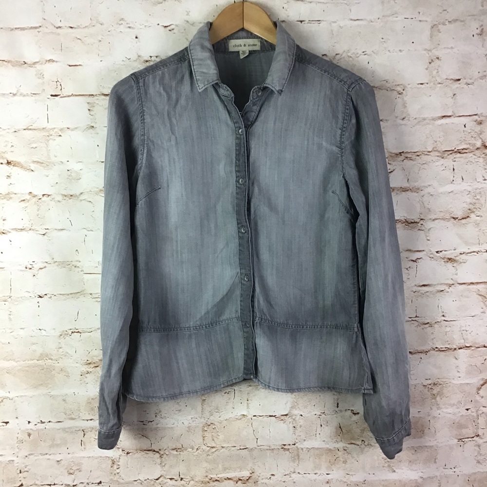 Cloth & Stone for Anthropologie blouse 
Size XS